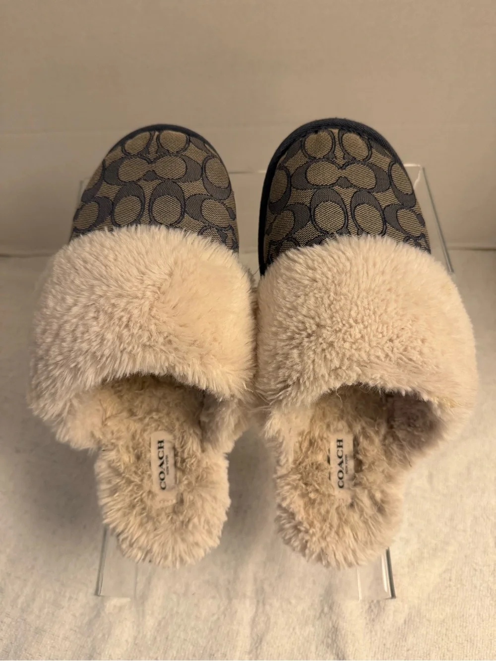 Coach Zena Signature Jacquard Faux Fur Mule Slippers Women’s Size 9B
